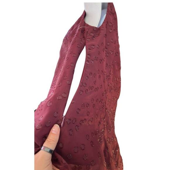 Merona Burgundy Blouse Size Medium - Picture 4 of 6